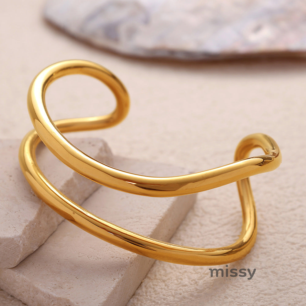 Evianna Gold Geometric Statement Cuff [KF672KNP]