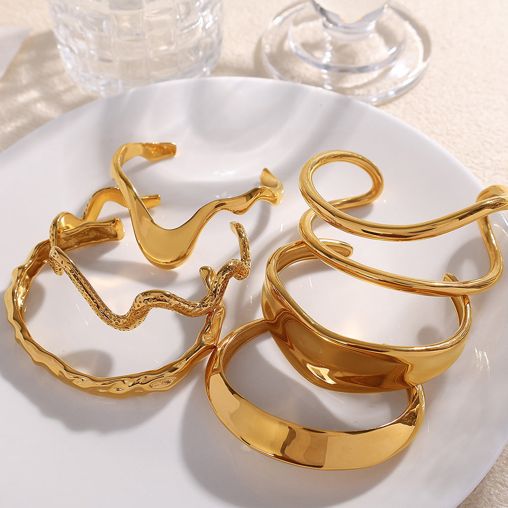 Evianna Gold Geometric Statement Cuff [KF672KNP]