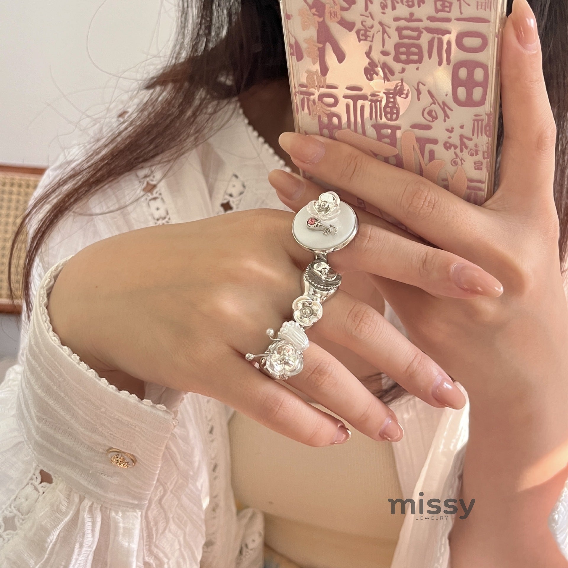 Evyn Pearl Bloom Ring [7YK2QFFN]