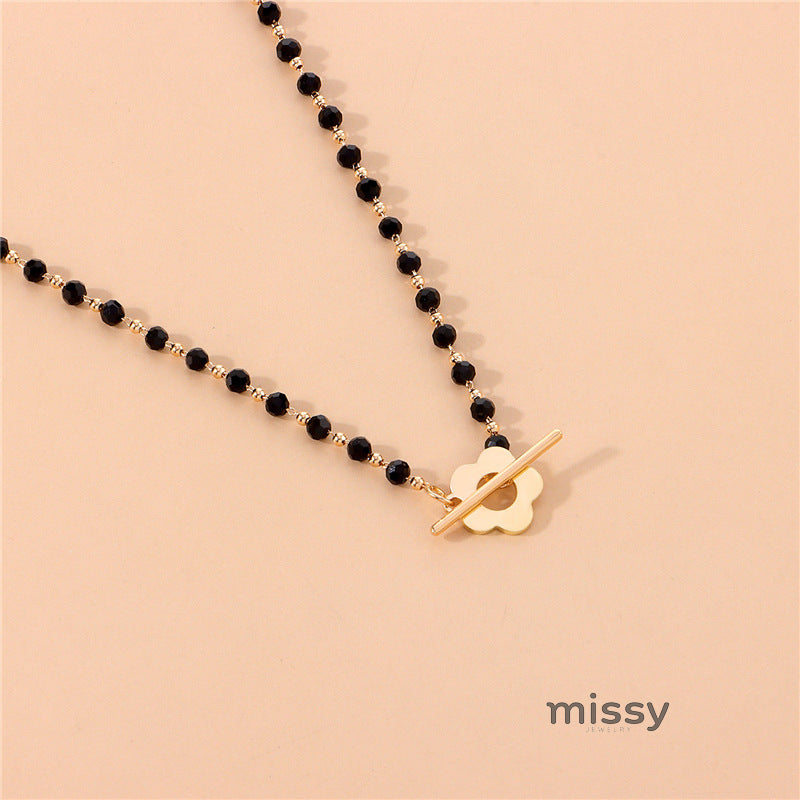 Fatoumata Plum Blossom Bead Necklace [AMID65TG]