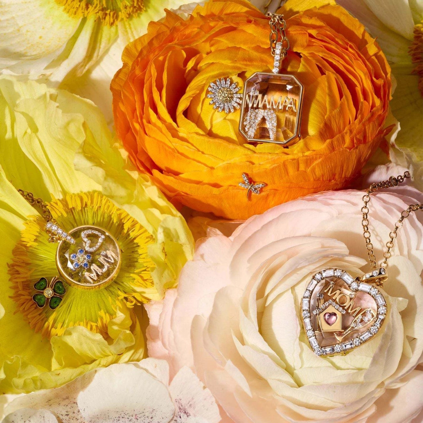 Floating Charm Locket Necklace [55H4IA29]
