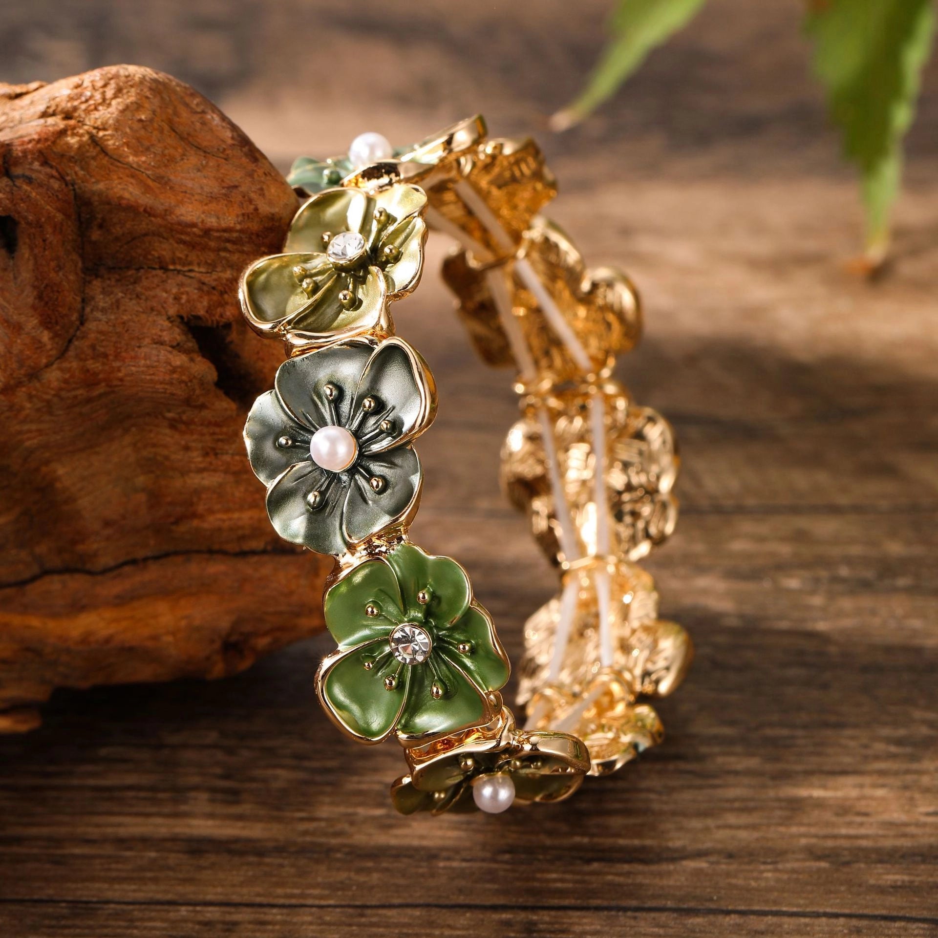 Floral Enamel Stretch Bracelet [6LTIZ9P4]