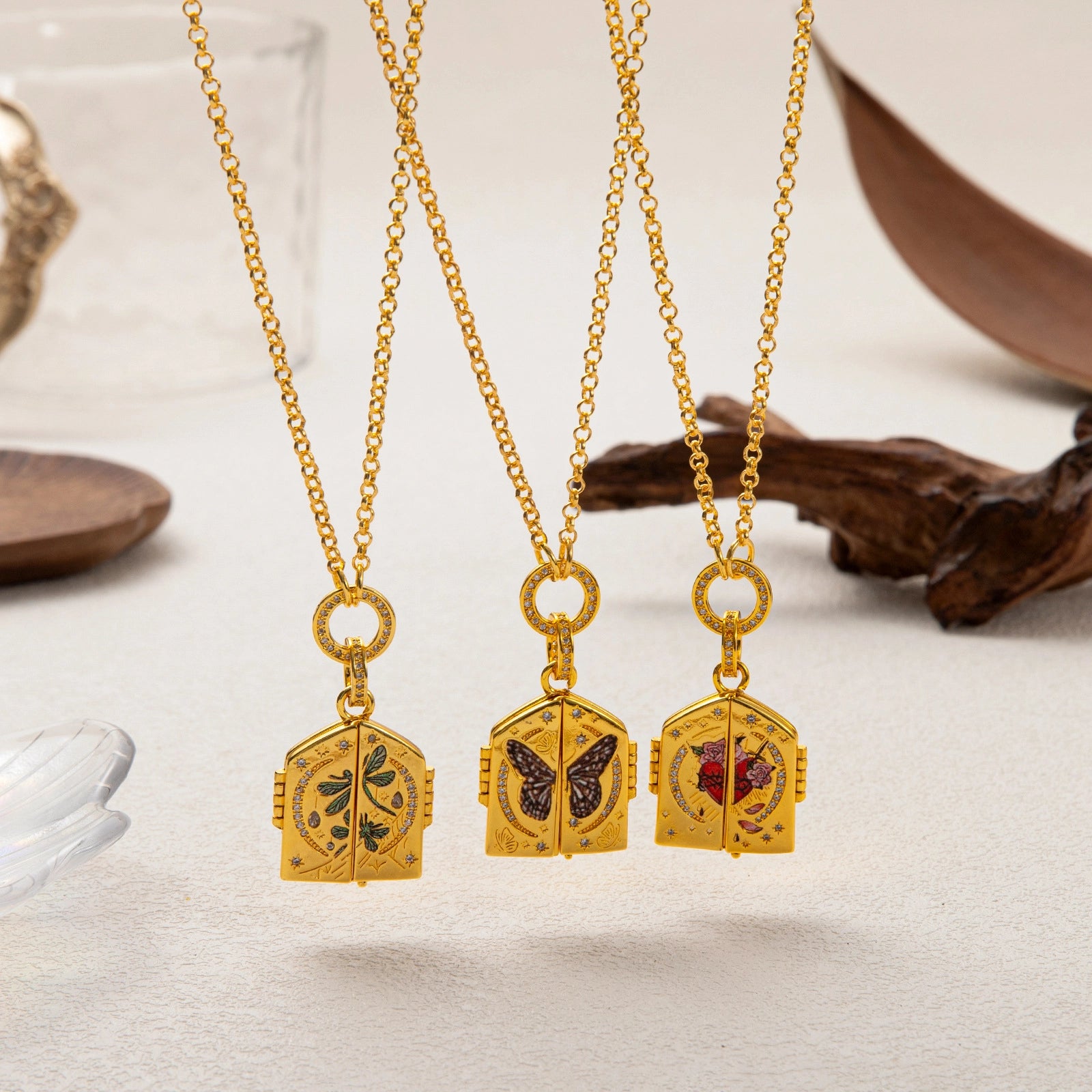 Floral Locket Pendant Necklace [021S4I8S]