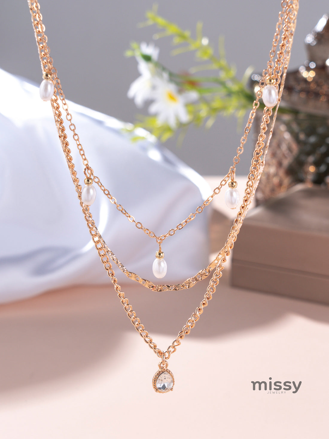 Florence Layered Pearl Necklace [067CVVBH]
