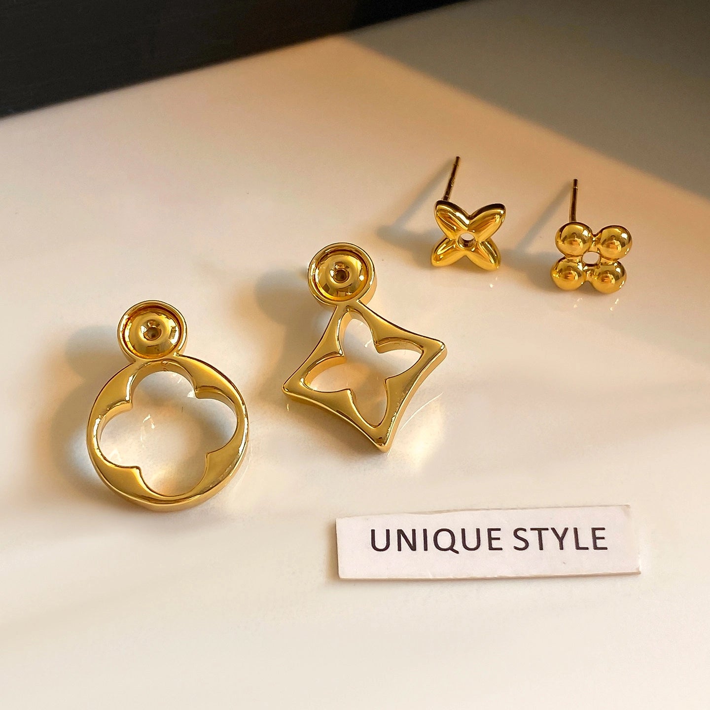 Geometric Asymmetrical Gold Drop Earrings [AX7ILWZE]
