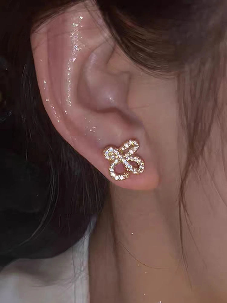 Geometric Hollow Square Stud Earrings [BPSWCJXF]