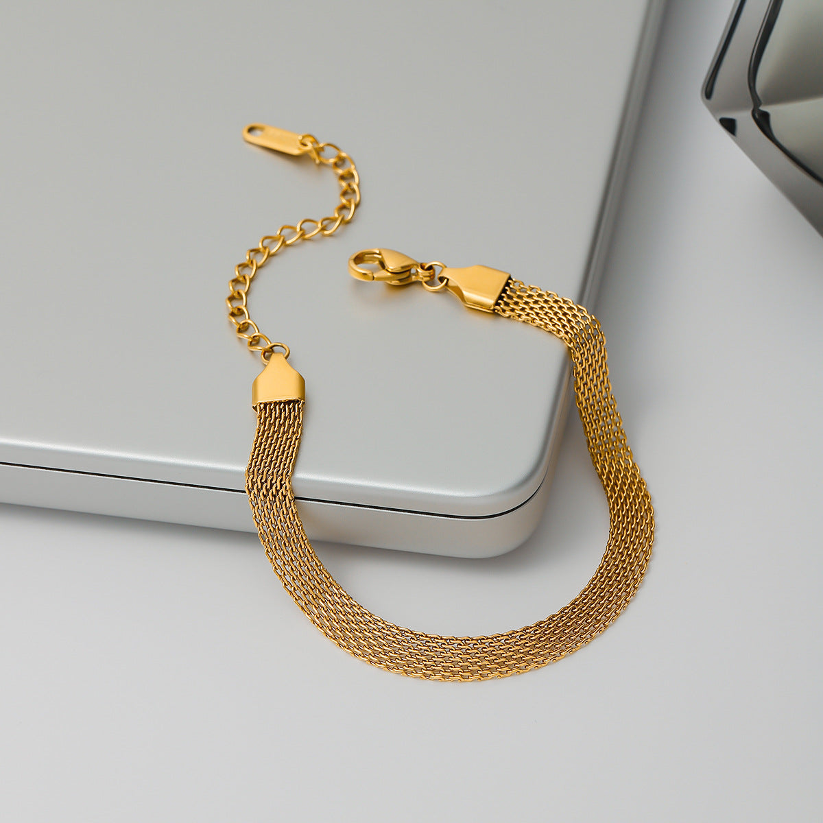 Giorgia Stainless Steel Screw Cuff Bracelet [X95SGUWO]