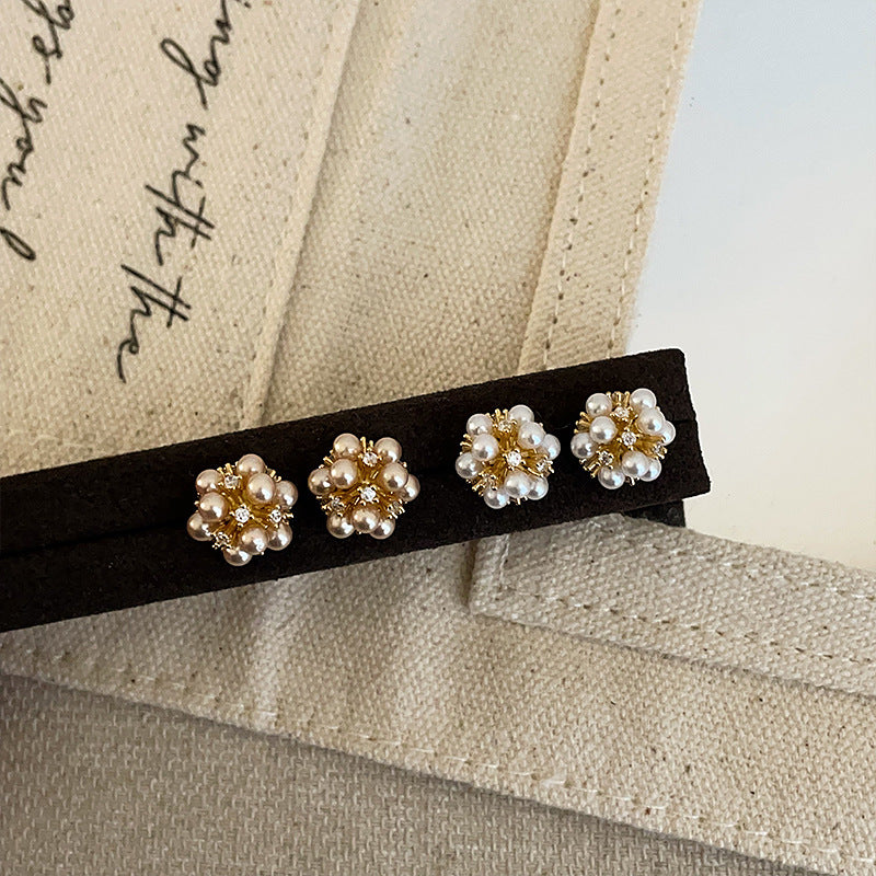 Giulietta Pearl Flower Earrings [AH56CT5C]