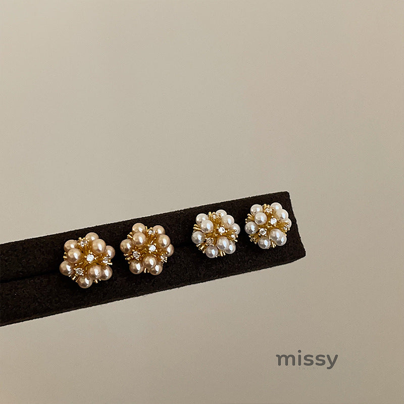 Giulietta Pearl Flower Earrings [IPZVP2E4]