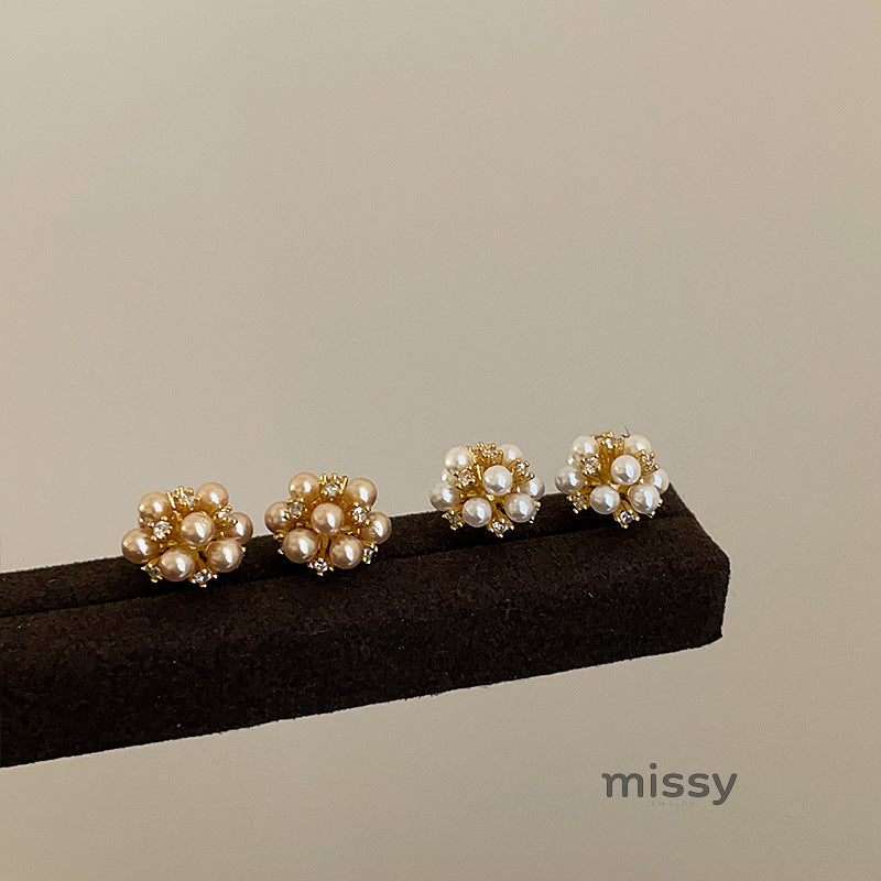 Giulietta Pearl Flower Earrings [0WBJMXY3]