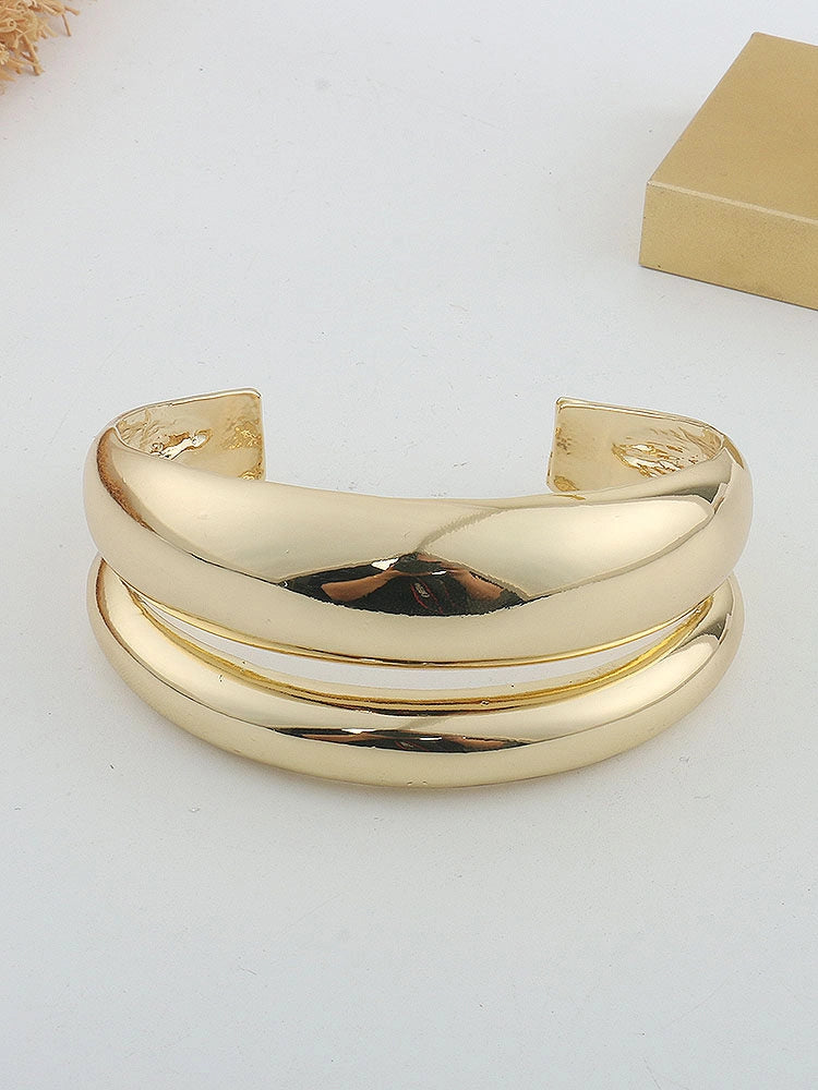 Glossy Curved Wide Cuff Bracelet [R39FEN1A]