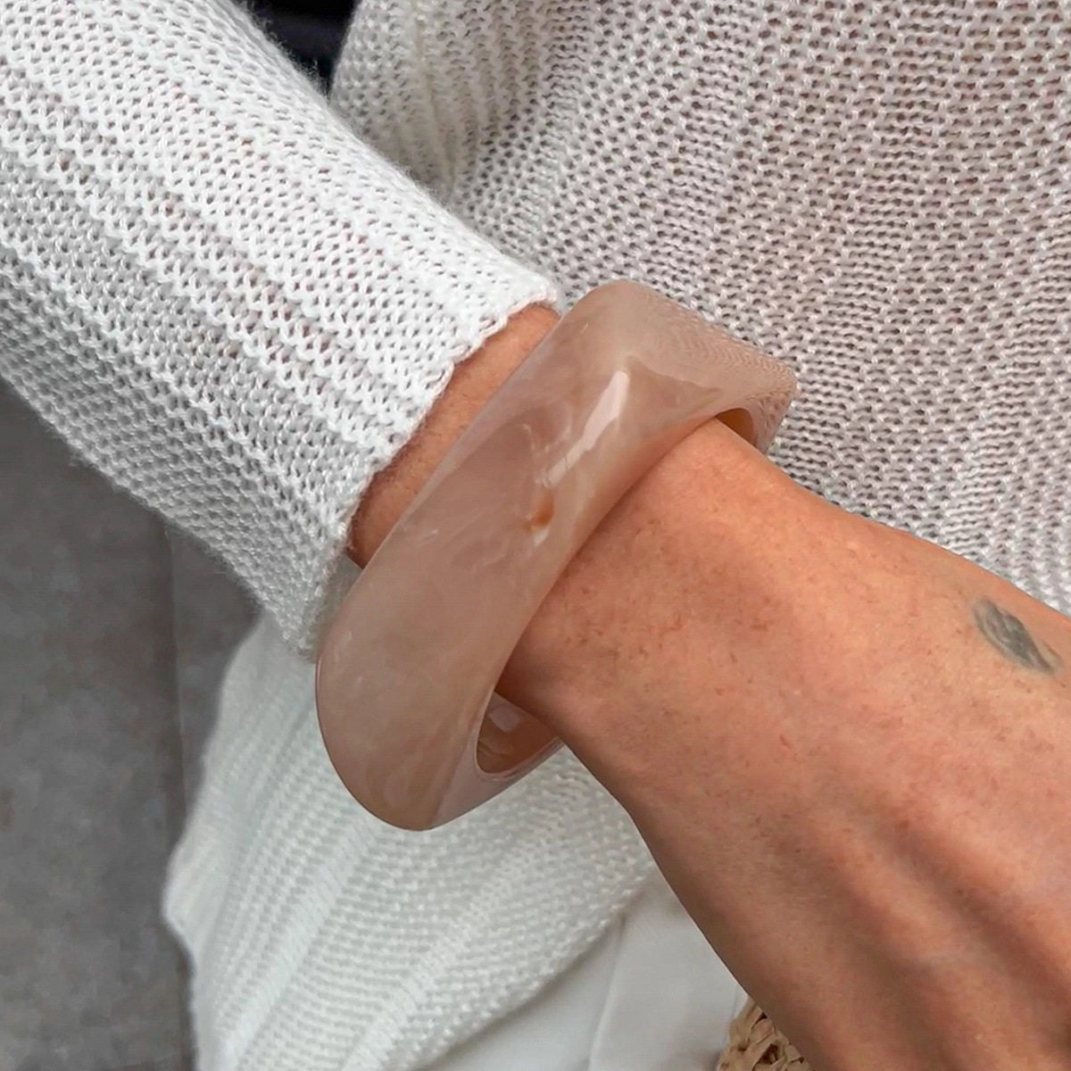Glossy Geometric Bangle Bracelet Set [RZEDWVM2]