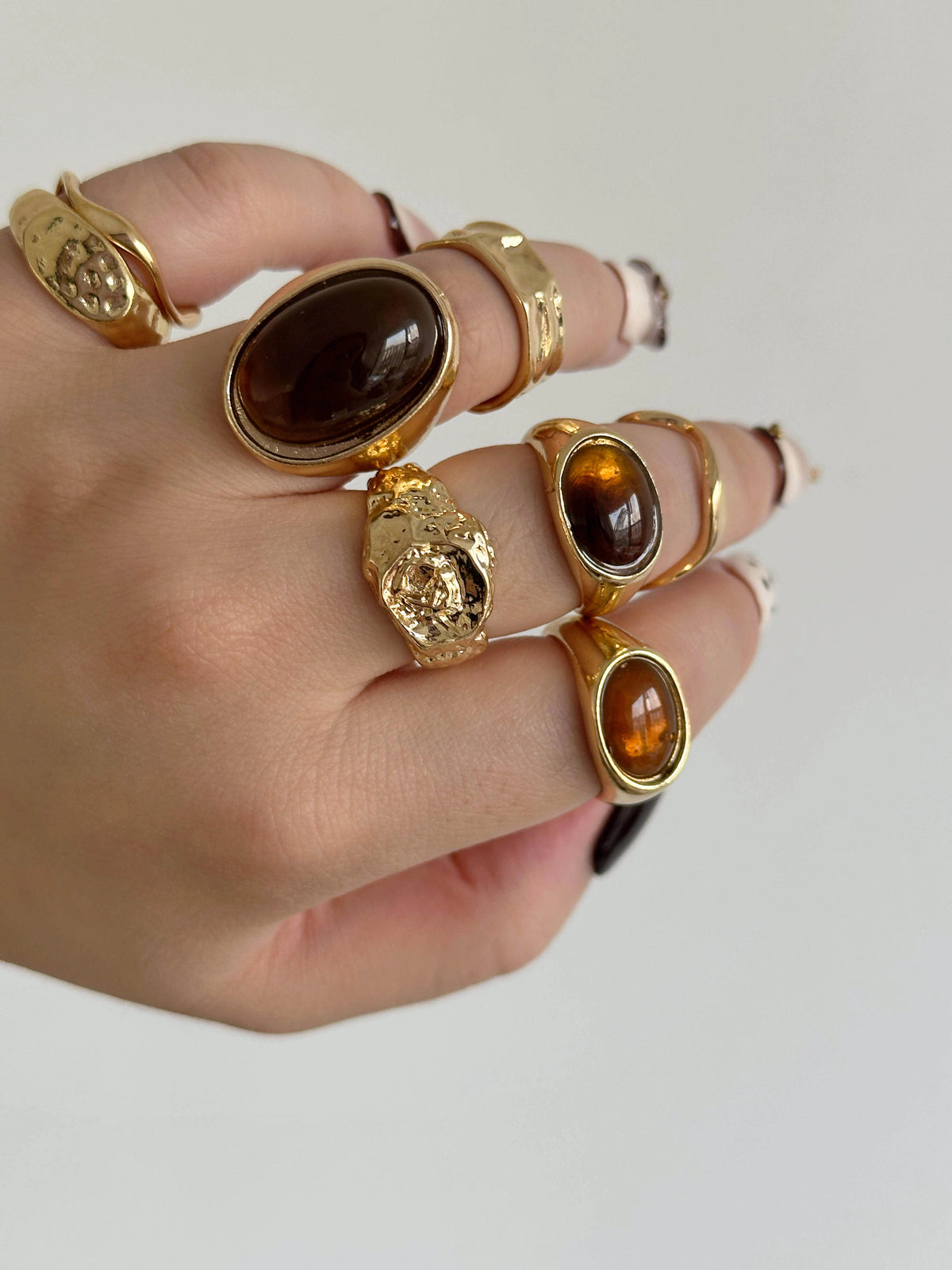 Gold Amber Adjustable Ring [8CKQI3WV]