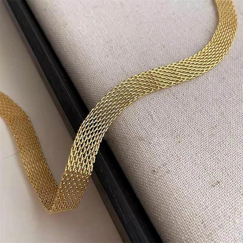 Gold Tone Chunky Chain Choker [M9EV4Y0D]