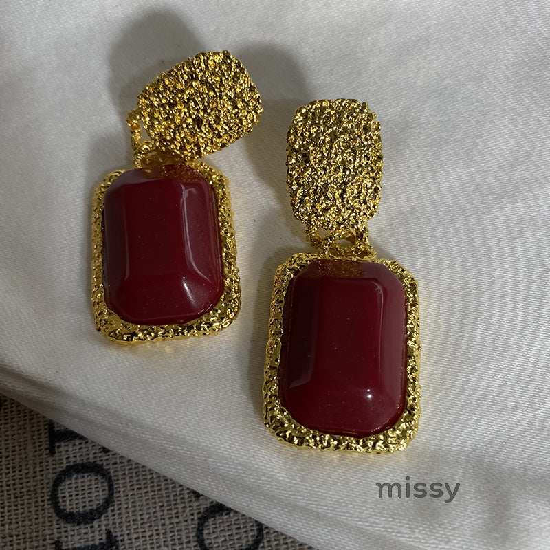 Harmony Red Geometric Drop Earrings [M6J9J3G2]