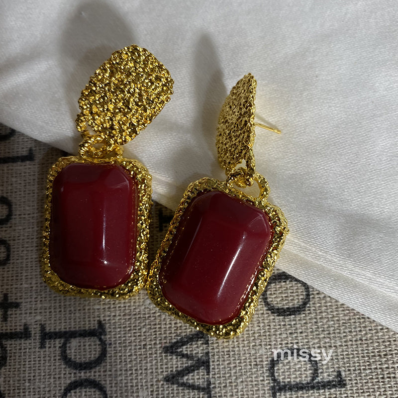 Harmony Red Geometric Drop Earrings [D5UTHYX4]