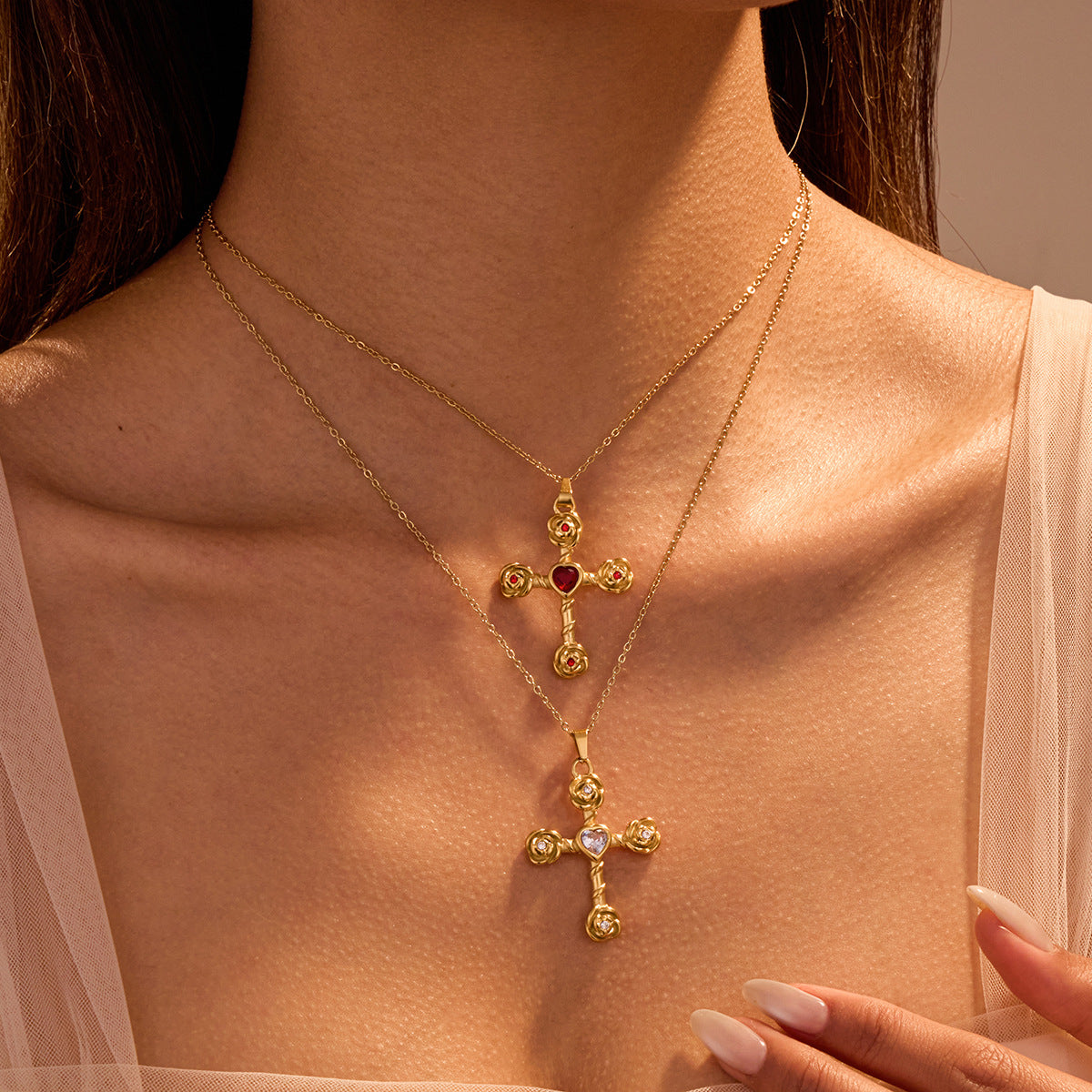 Haylie Diamond Rose Cross Necklace [J9KMWKSL]