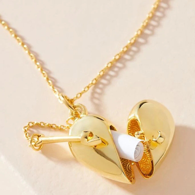 Heart Locket Pendant Necklace [IP6PC0TI]