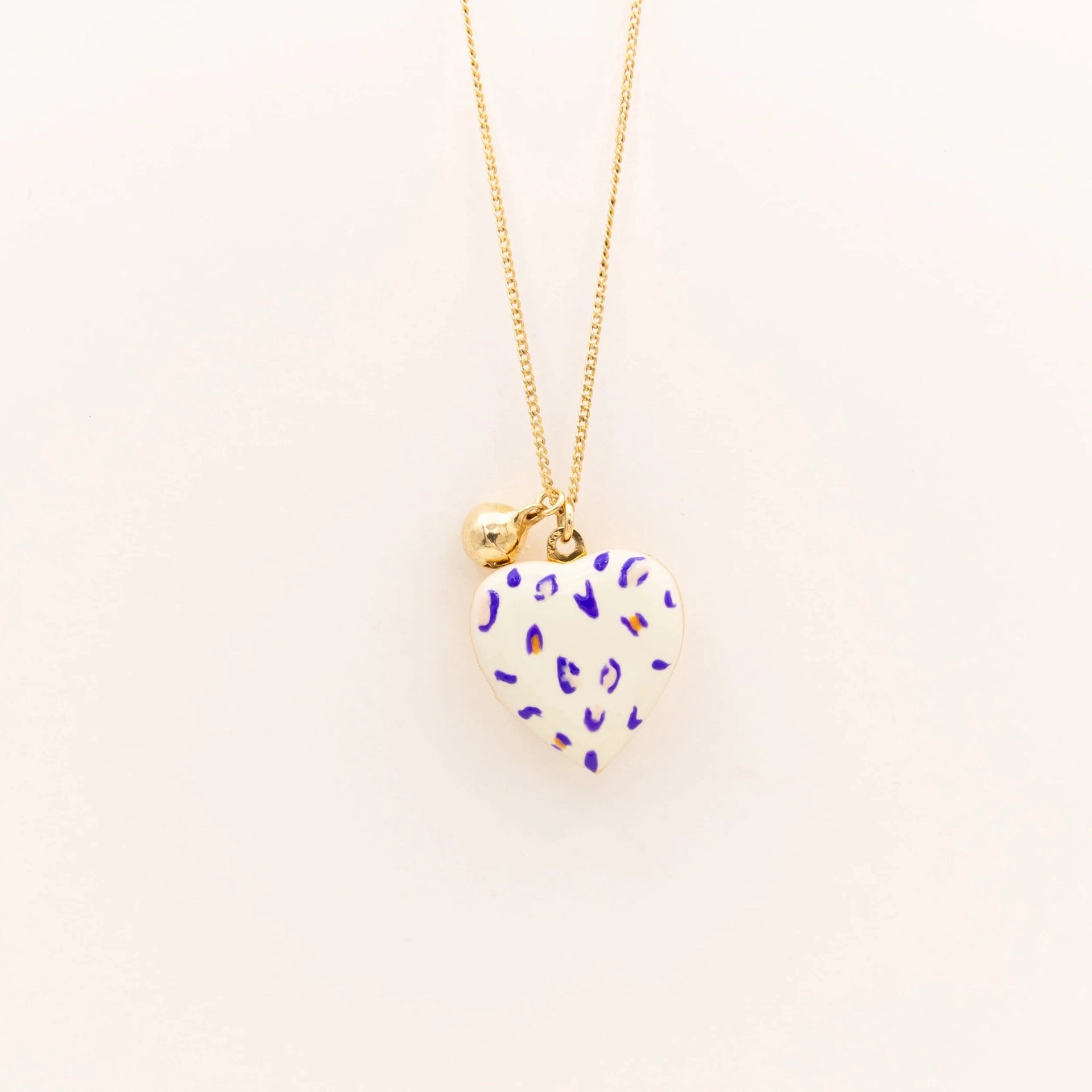 Heart Locket Pendant Necklace [8GCF8S5O]