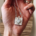 Heart Locket Pendant Necklace [2KACU1BH]