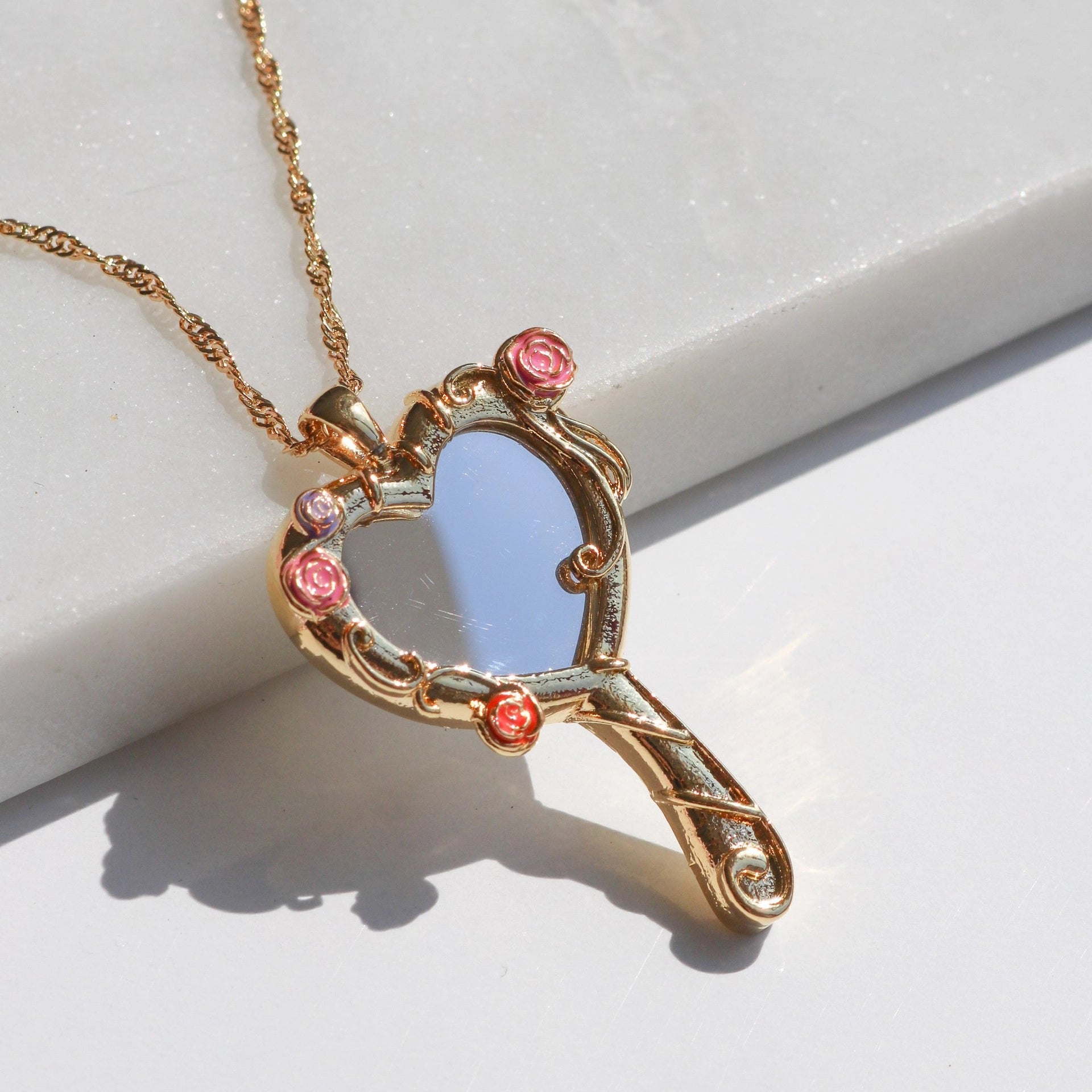 Heart Magic Mirror Pendant Necklace [66P85YJ7]