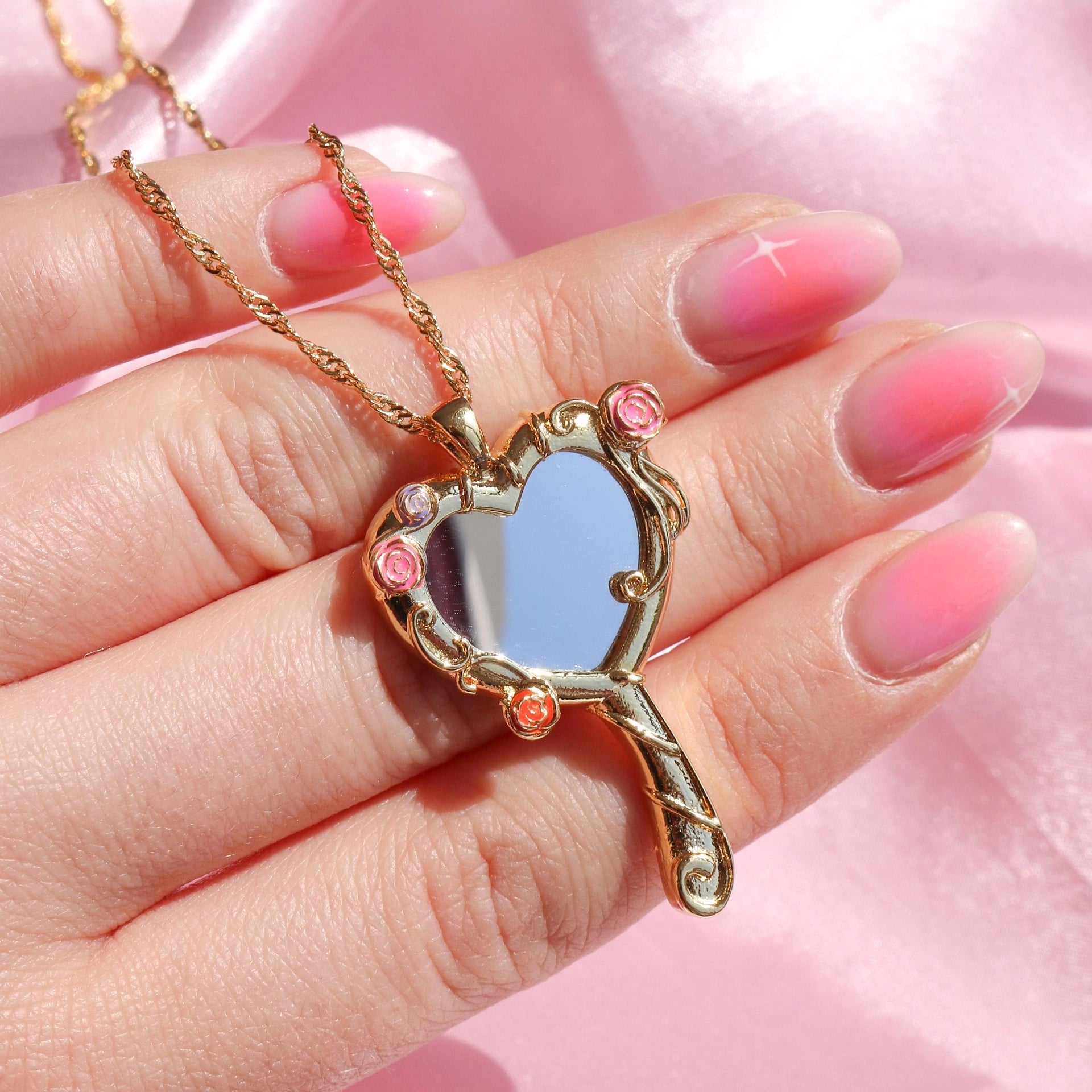 Heart Magic Mirror Pendant Necklace [I93MG3QZ]