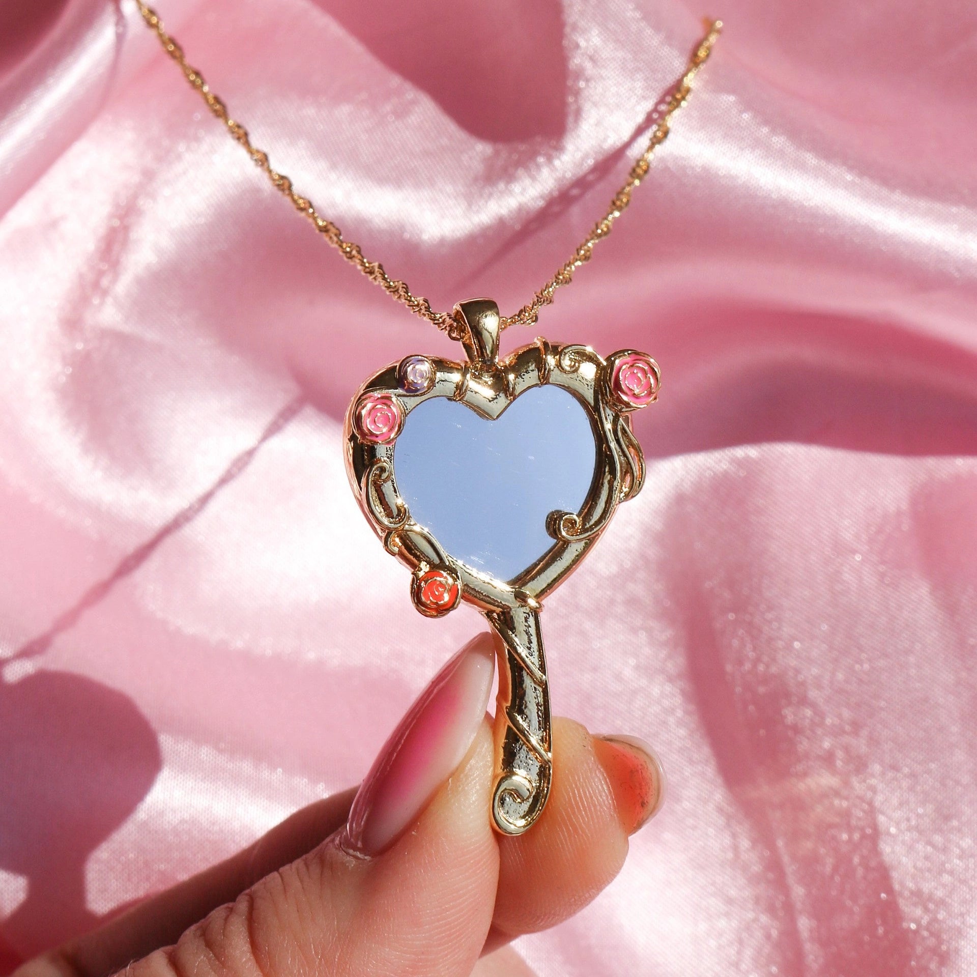Heart Magic Mirror Pendant Necklace [BW9C1GVJ]