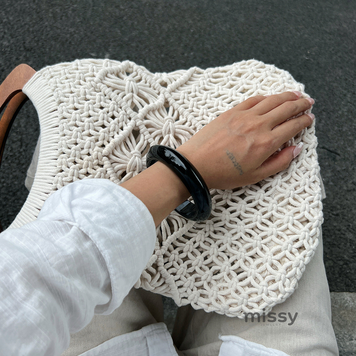 Heidy Chunky Resin Bangle [X2SUEUYA]