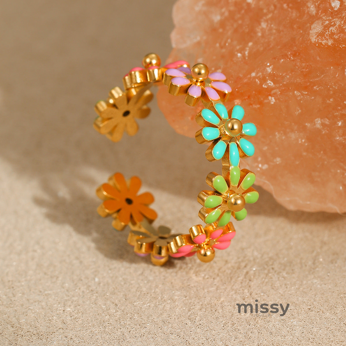 Hera Daisy Bloom Ring [NC47RH8V]