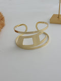 Hollow Letter D Cuff Bracelet [WGQ2W24W]