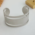 Hollow Letter D Cuff Bracelet [TWRRJI13]