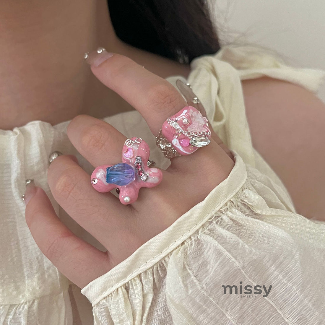 Indiana Enamel Butterfly Ring [ORJM61BG]