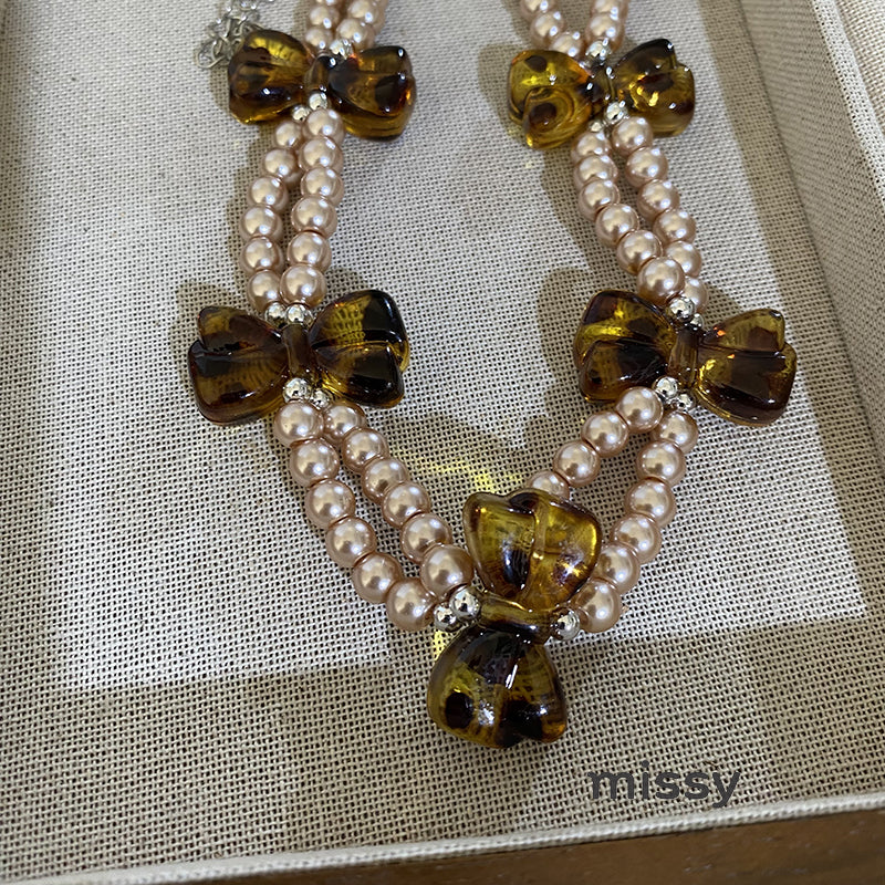 Indya Pearl Charm Choker