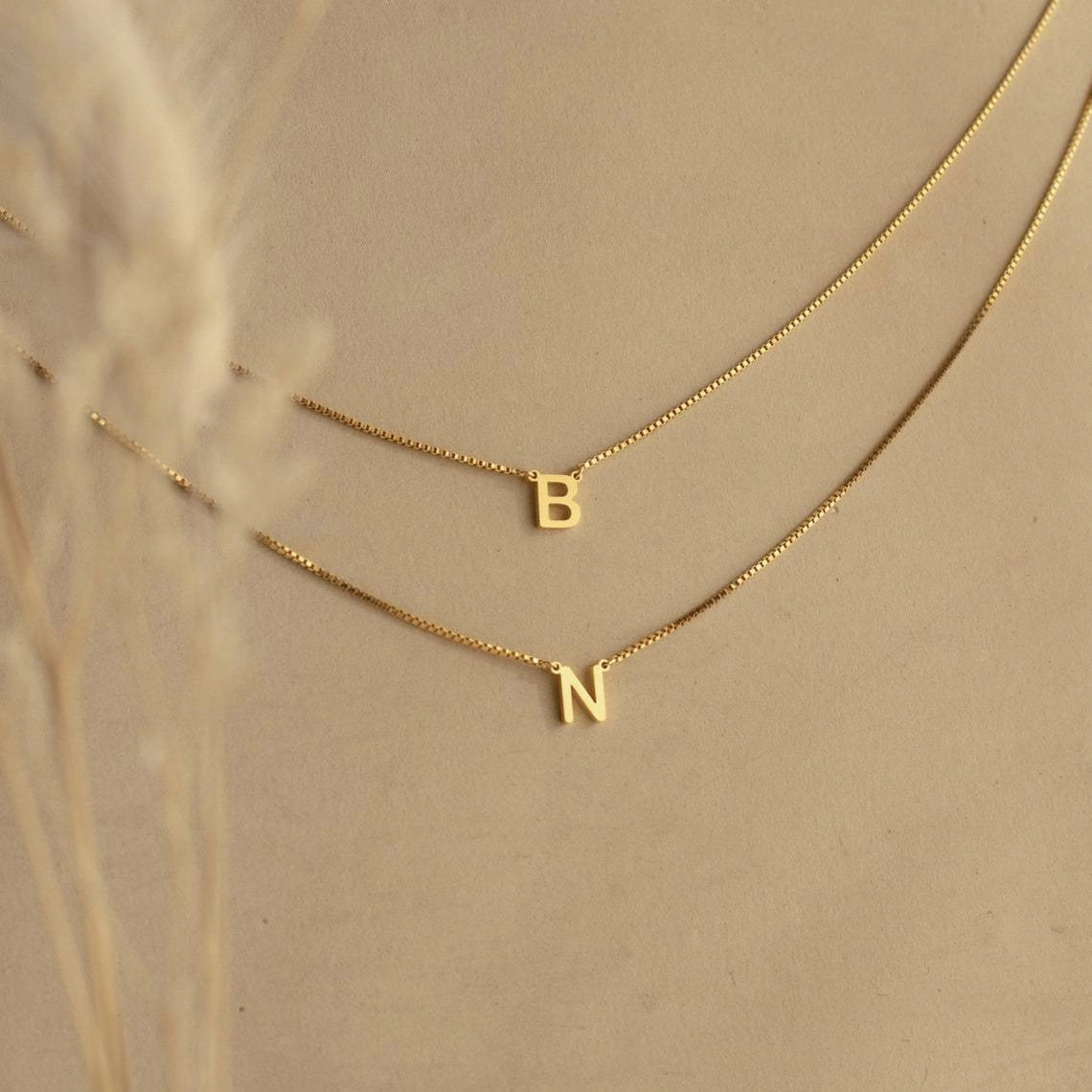 Initial Box Chain Necklace [ABOXHRDV]