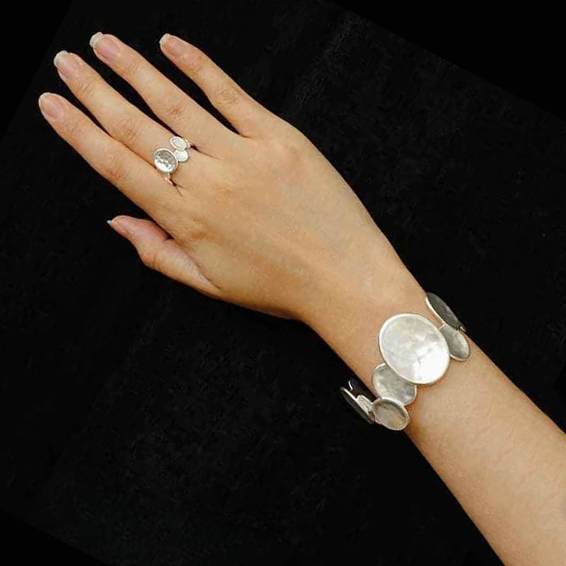 Irregular Disc Bracelet and Ring Set [77OUIIL8]