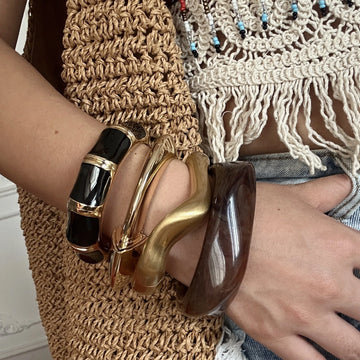 Irregular Gold Cuff Bracelet [U1JHB82J]