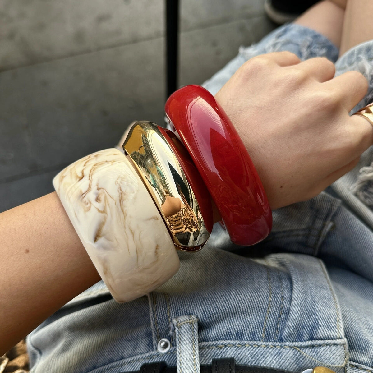 Irregular Marble Pattern Resin Bangle [CGNETL3L]