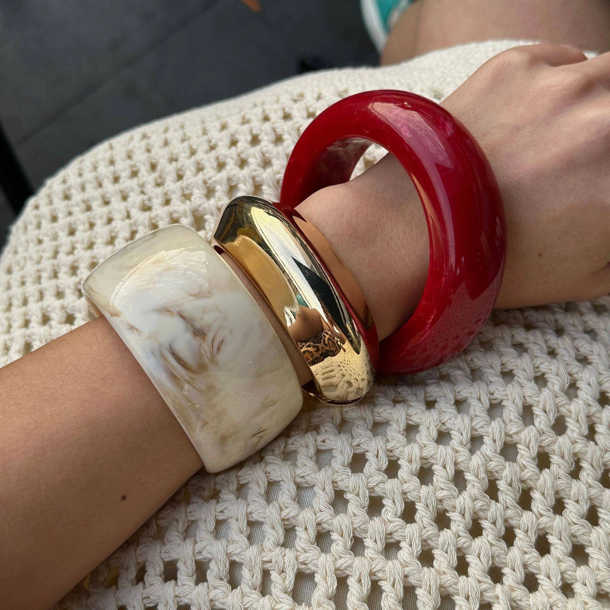 Irregular Marble Pattern Resin Bangle [CK40NTMF]