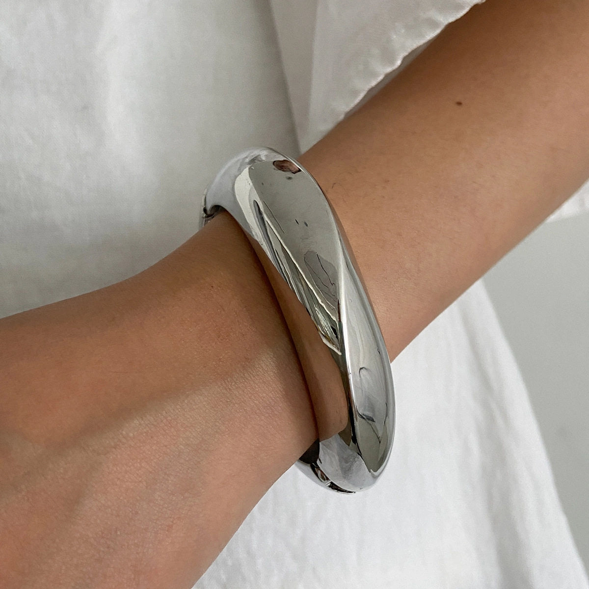 Irregular Resin Bangle Bracelet [FA2DEC15]