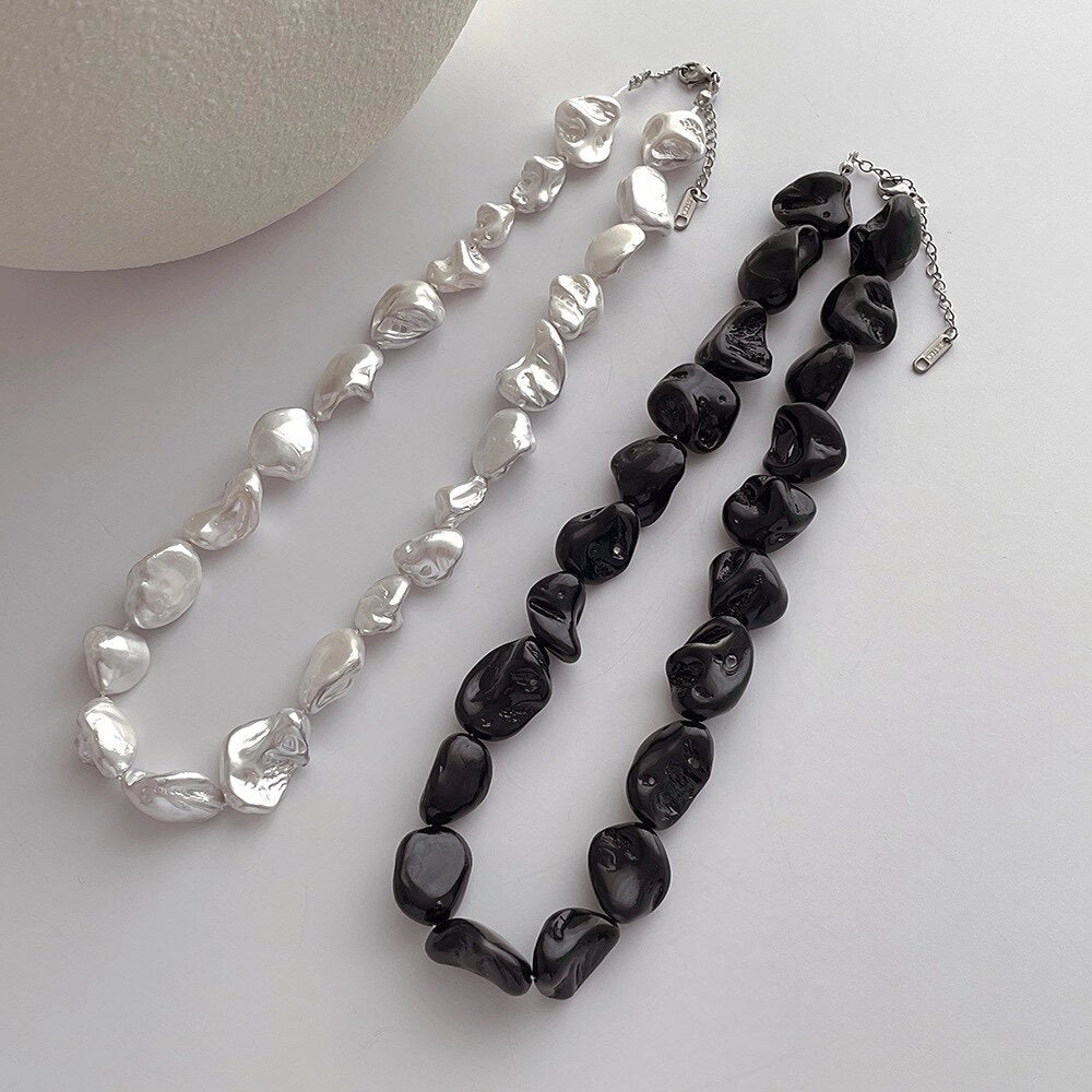 Irregular Shell Bead Necklace [27PM321T]