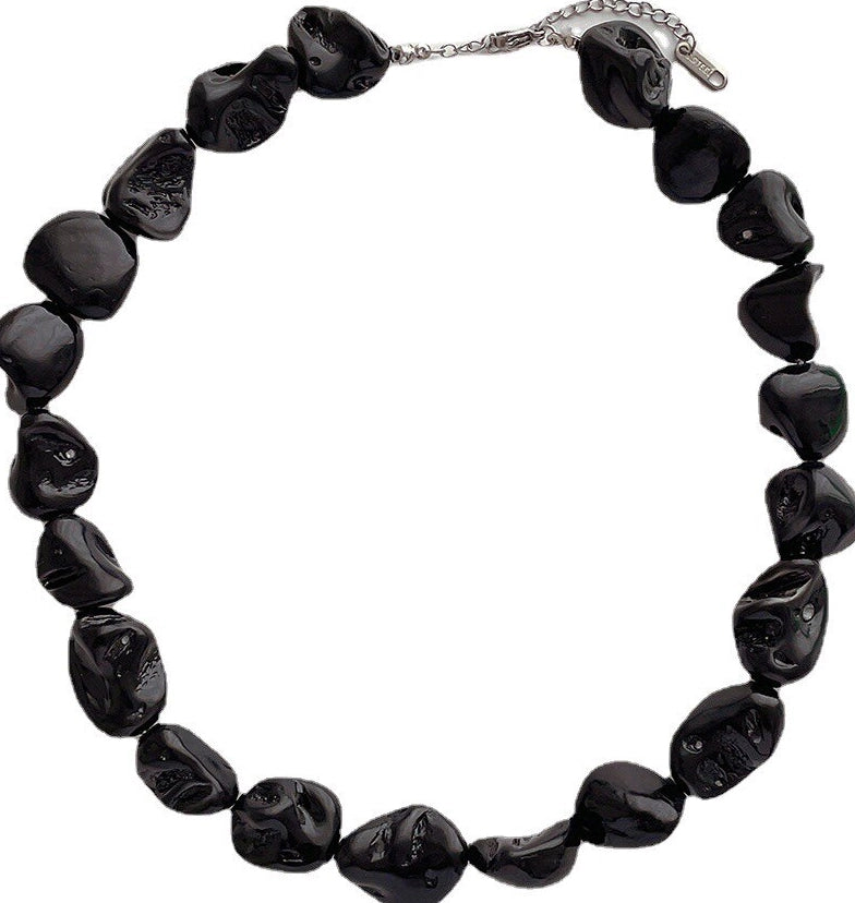 Irregular Shell Bead Necklace [66M5KU6M]