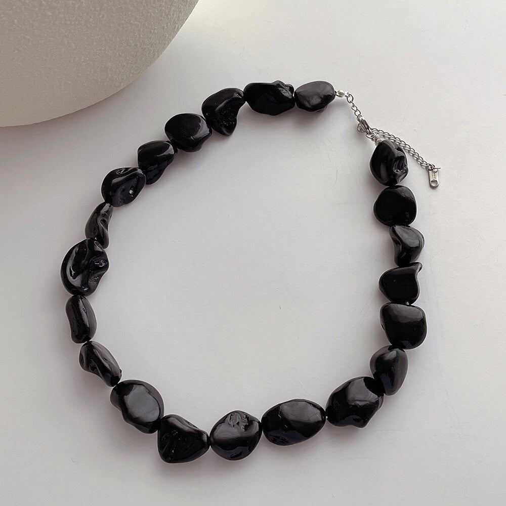 Irregular Shell Bead Necklace [LAY0U48Y]