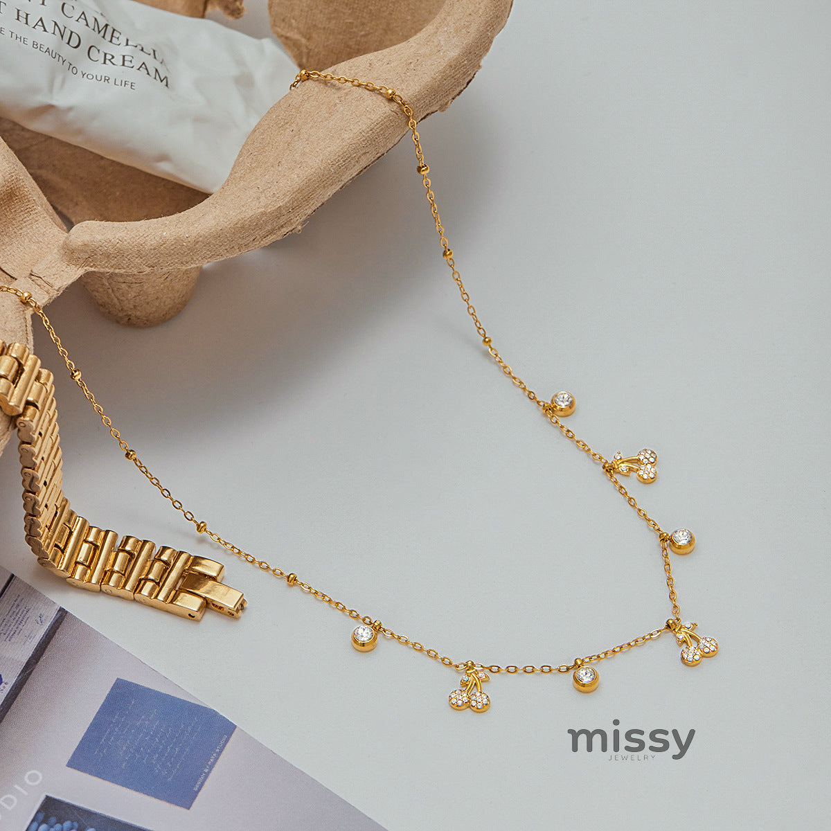 Isobel Cherry Pendant Necklace [V3J3B3DE]