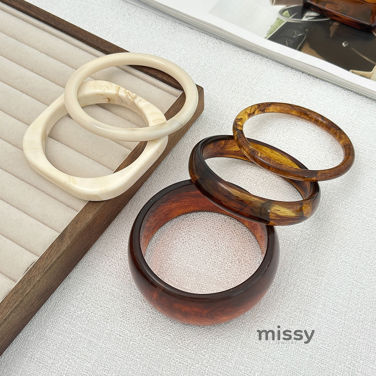 Ivyonna Irregular Resin Bangle [YHFTW7QU]