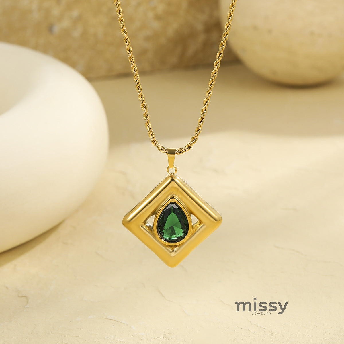 Jaela Teardrop Zircon Necklace [MLBRVD1F]