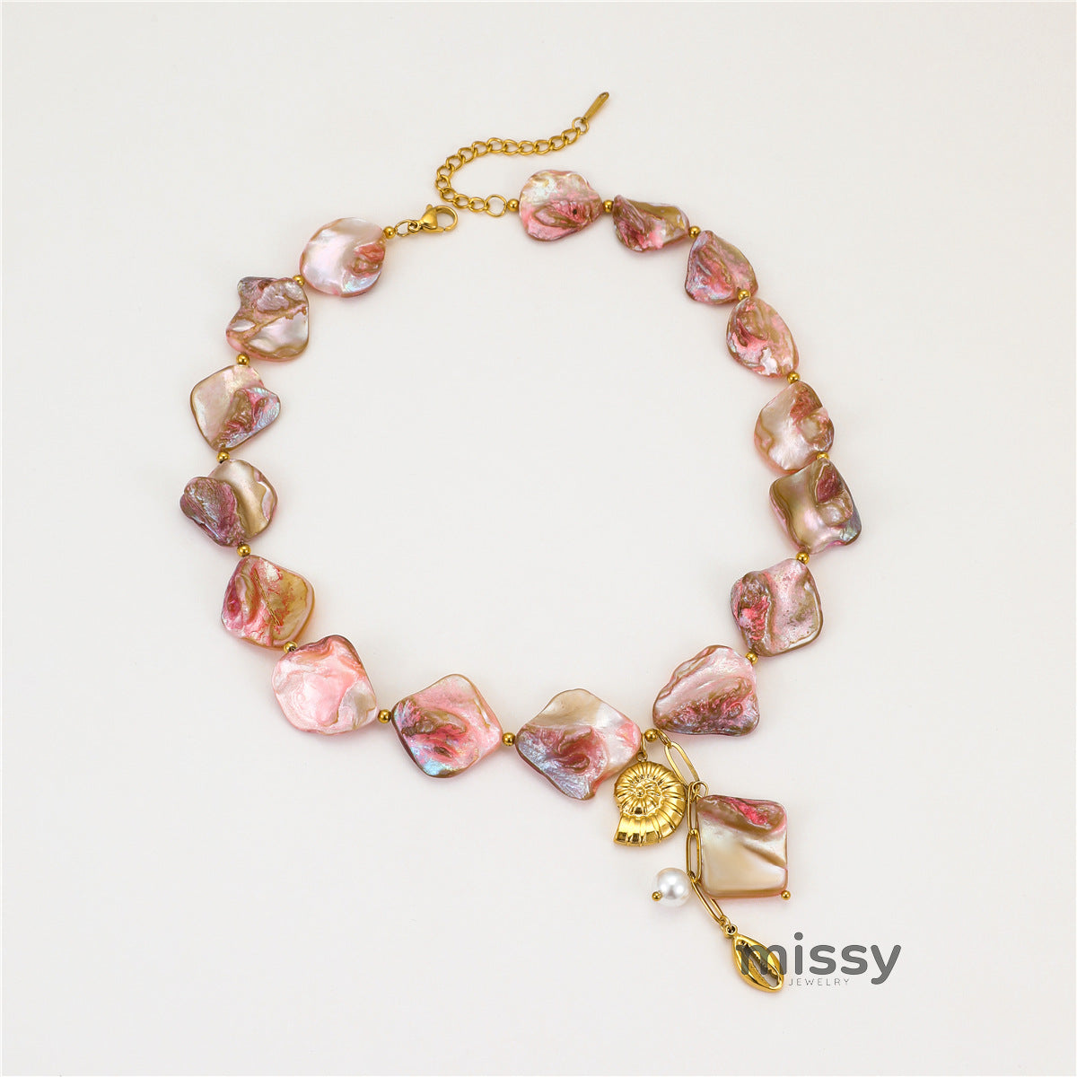 Jailynn Conch Shell Pearl Necklace [OF2V8C1B]