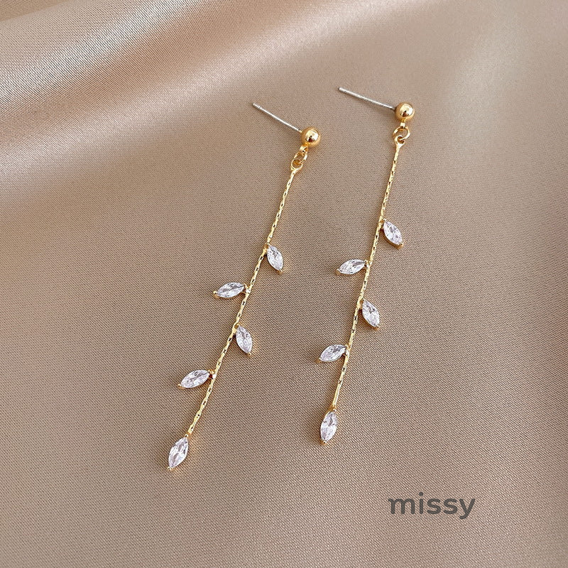 Jaylanie Zircon Leaf Dangle Earrings [YN62W04S]