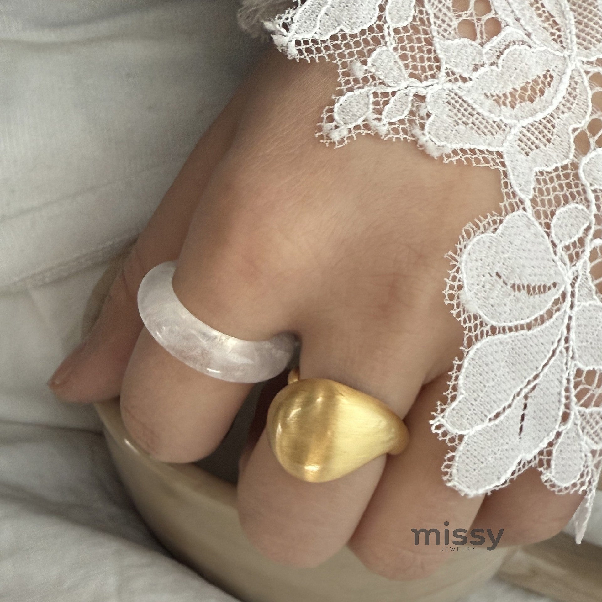 Jimena Asymmetric Open Ring [UL9K5USQ]