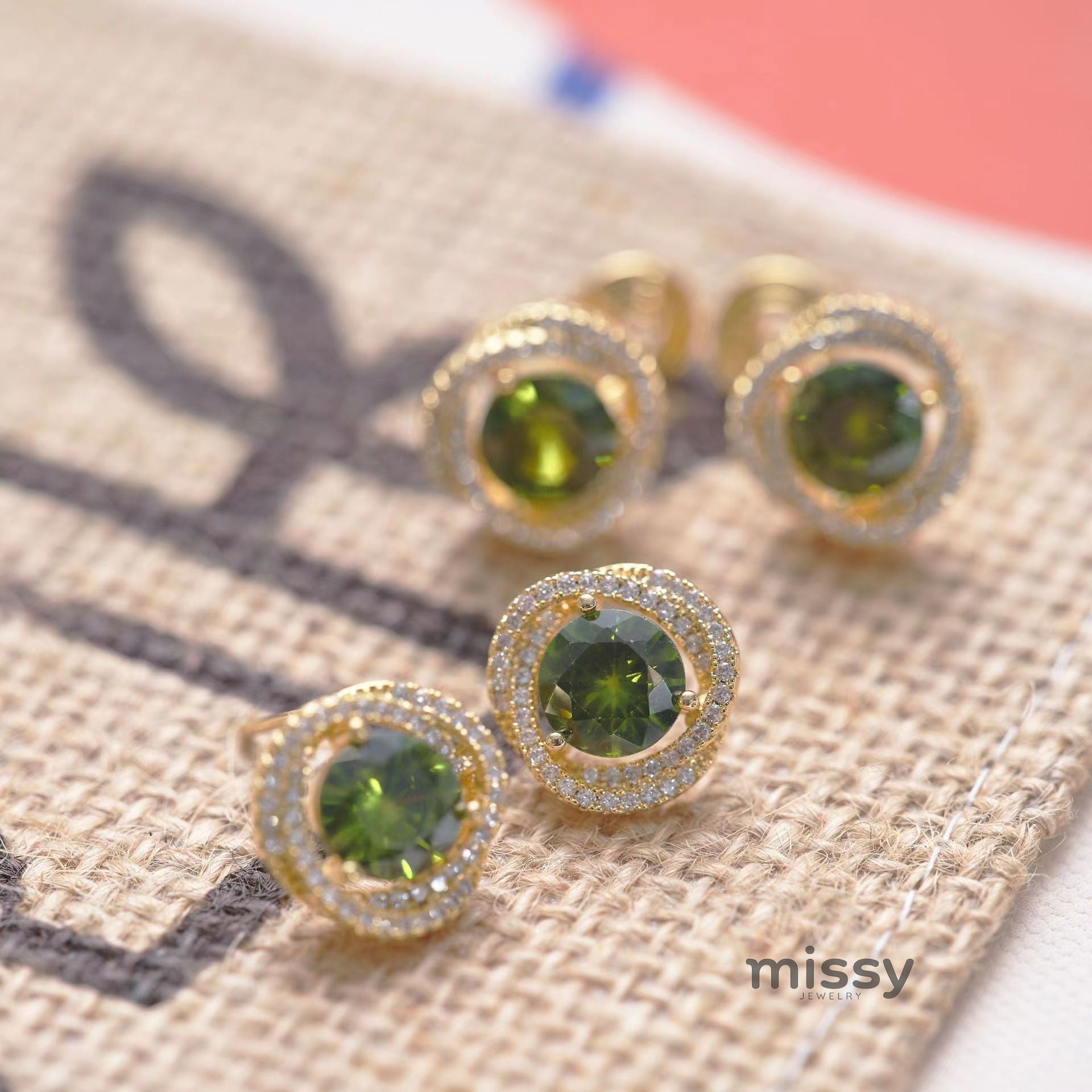 Jolynn Hollow Garnet Zircon Earrings [XS7EC422]