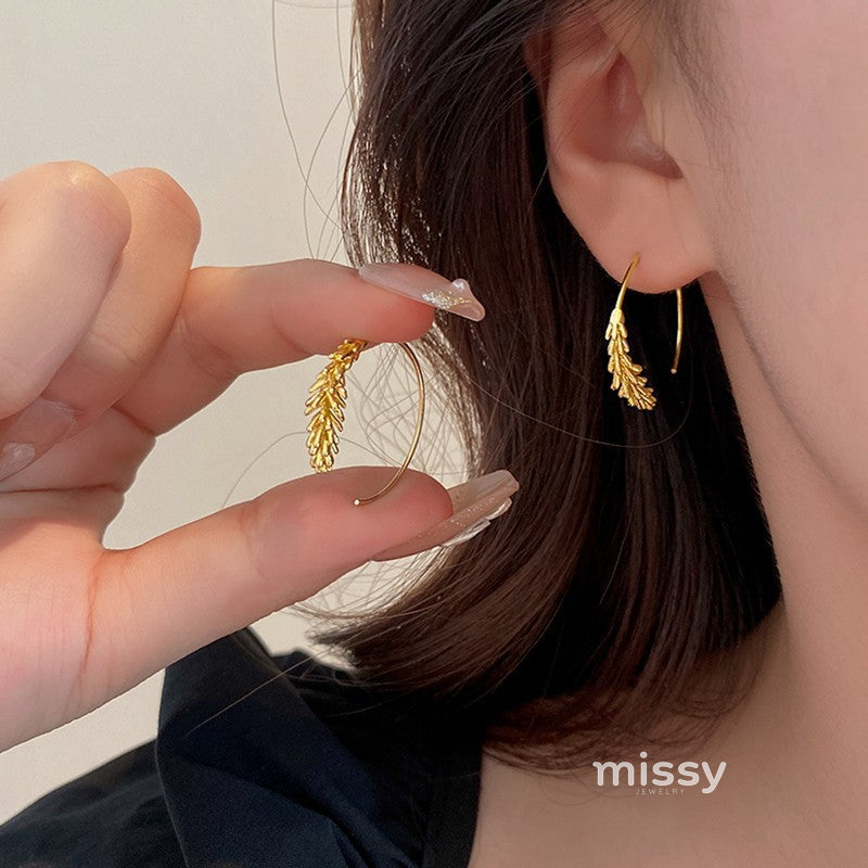 Jordy Delicate Wheat Hoop Earrings [WBUBT65N]